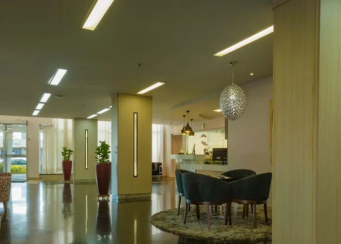 Lindoya Hotel